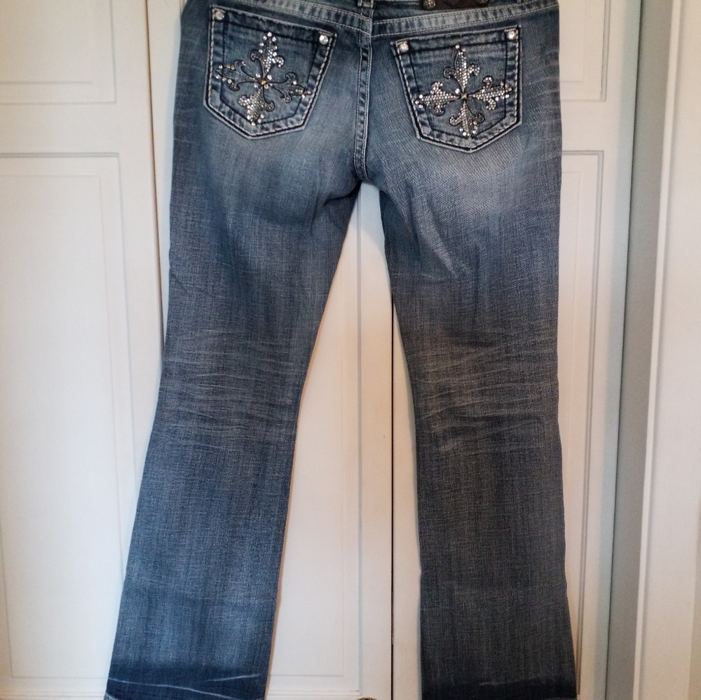 Jeans - Picture 3 of 4